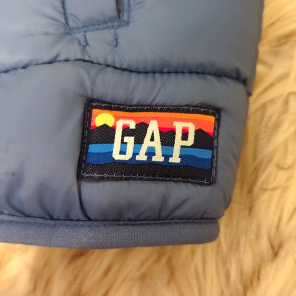 Gap kid's reversible Sherpa fleece lined puffer jacket - Picture 2 of 5